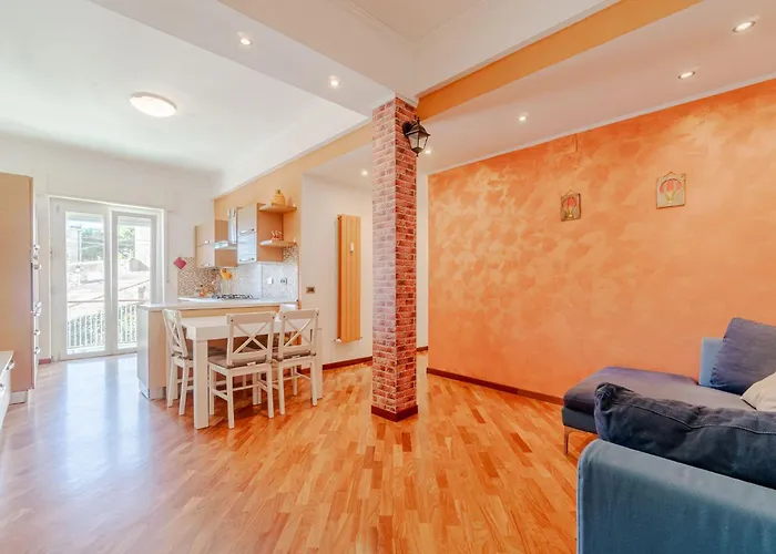 Lejlighed Bright Near The